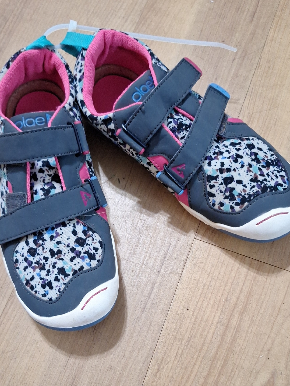 Plae Girls' Pink Multi Velcro Sneakers Sz. 2